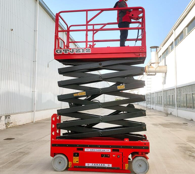 铁锋自行走移动式升降机